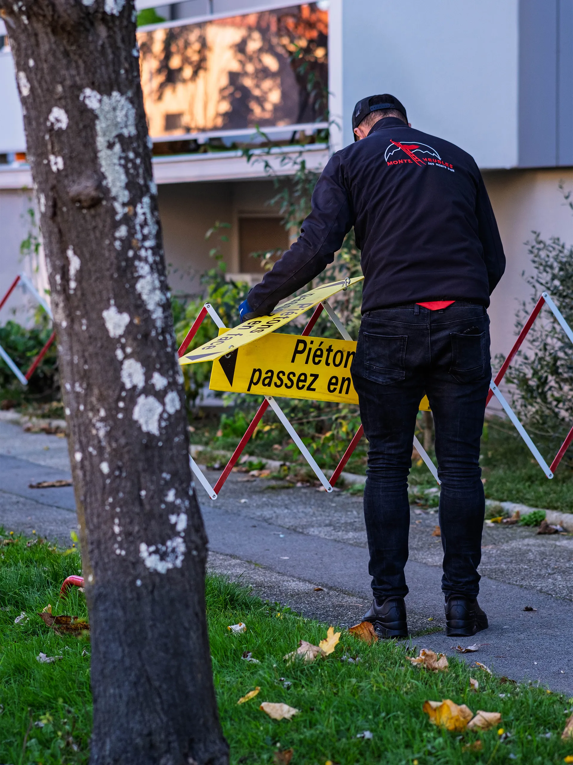 location-monte-meuble-lyon-18