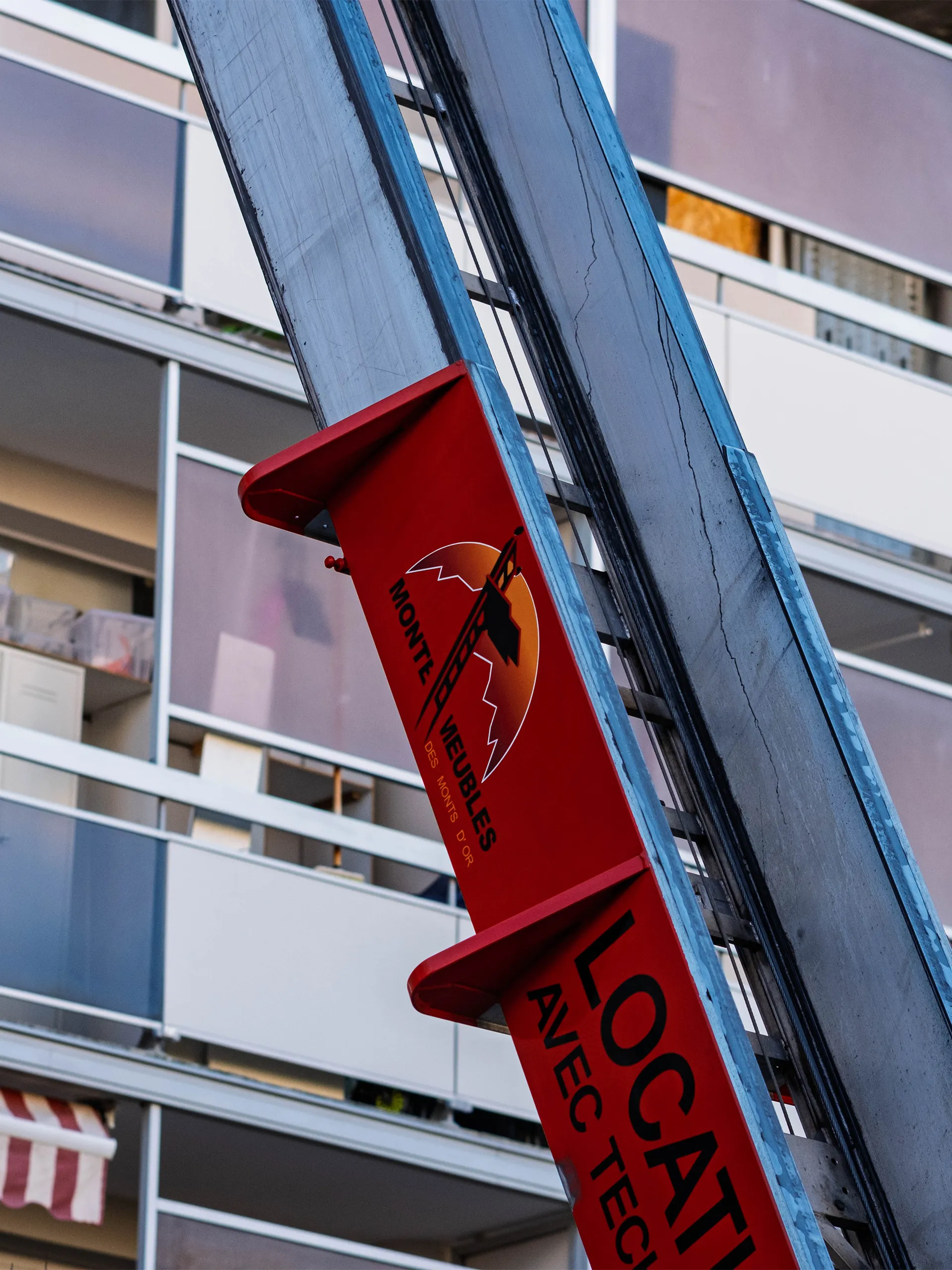 location-monte-meuble-lyon-19