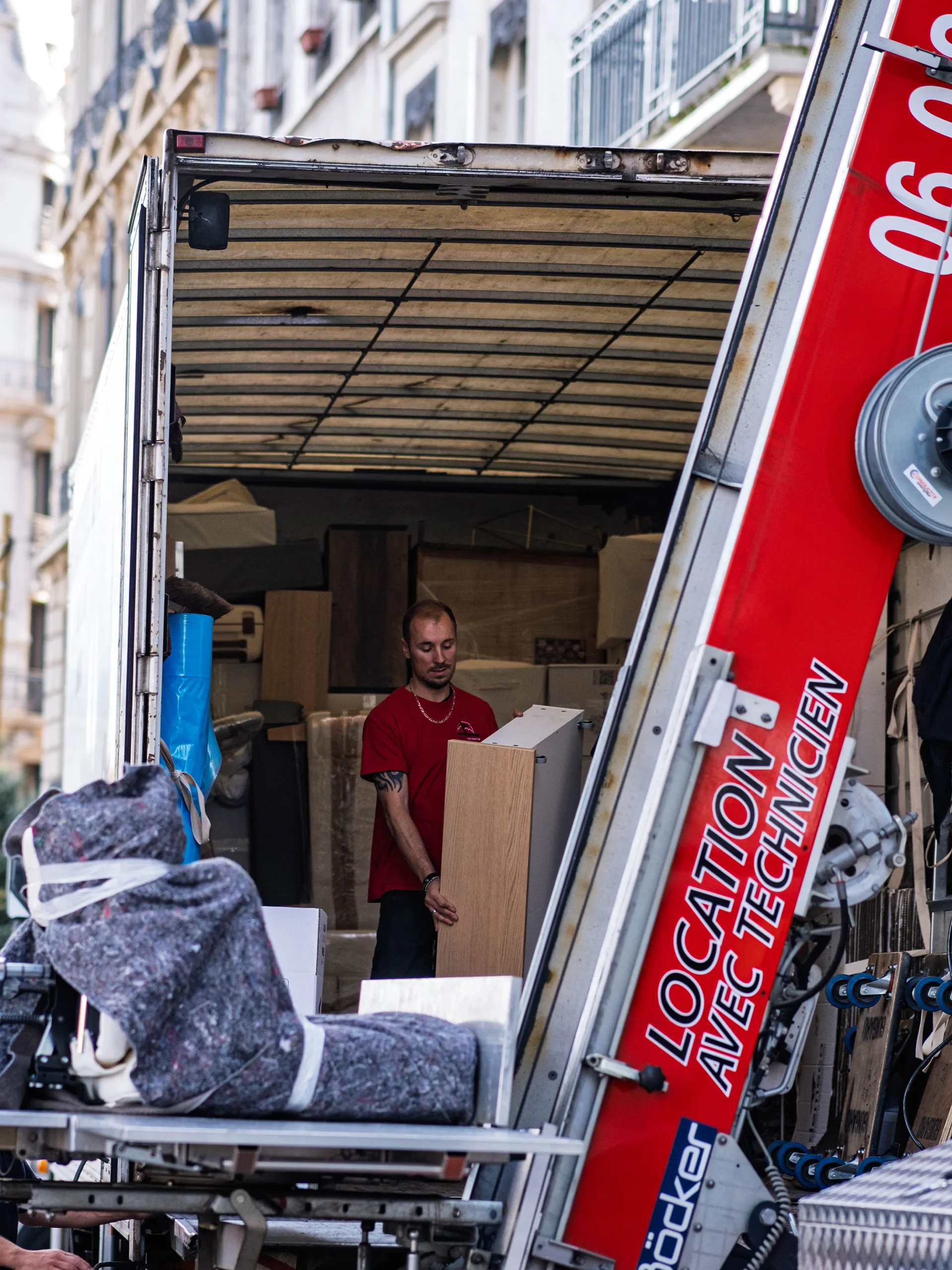 location-monte-meuble-lyon-21